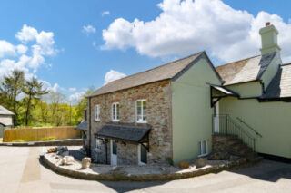 Holly Cottage