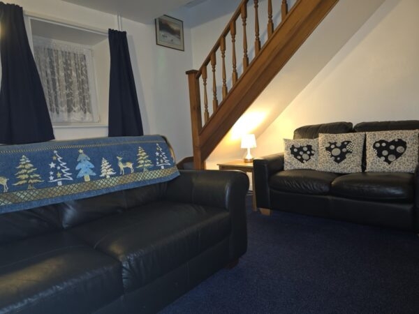 Christmas in Oak Cottage